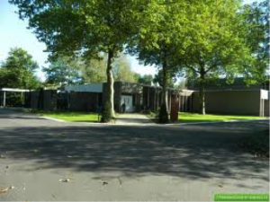 Wenst u een crematie in Nieuwerkerk regelen? Wij verzorgen de crematie in Crematorium Schollevaar. Voor een waardige én betaalbare crematie Nieuwerkerk. Goedkope crematie Nieuwerkerk. Crematorium Schollevaar. Uitvaartonderneming Nieuwerkerk. Begrafenisonderneming Nieuwerkerk. Goedkope crematie Nieuwerkerk a/d IJssel. Uitvaartverzorging Nieuwerkerk a/d IJssel 